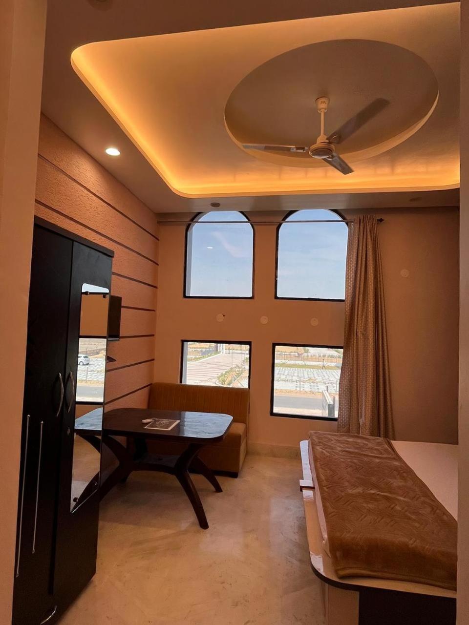 Hotel Ap Suratgarh Экстерьер фото