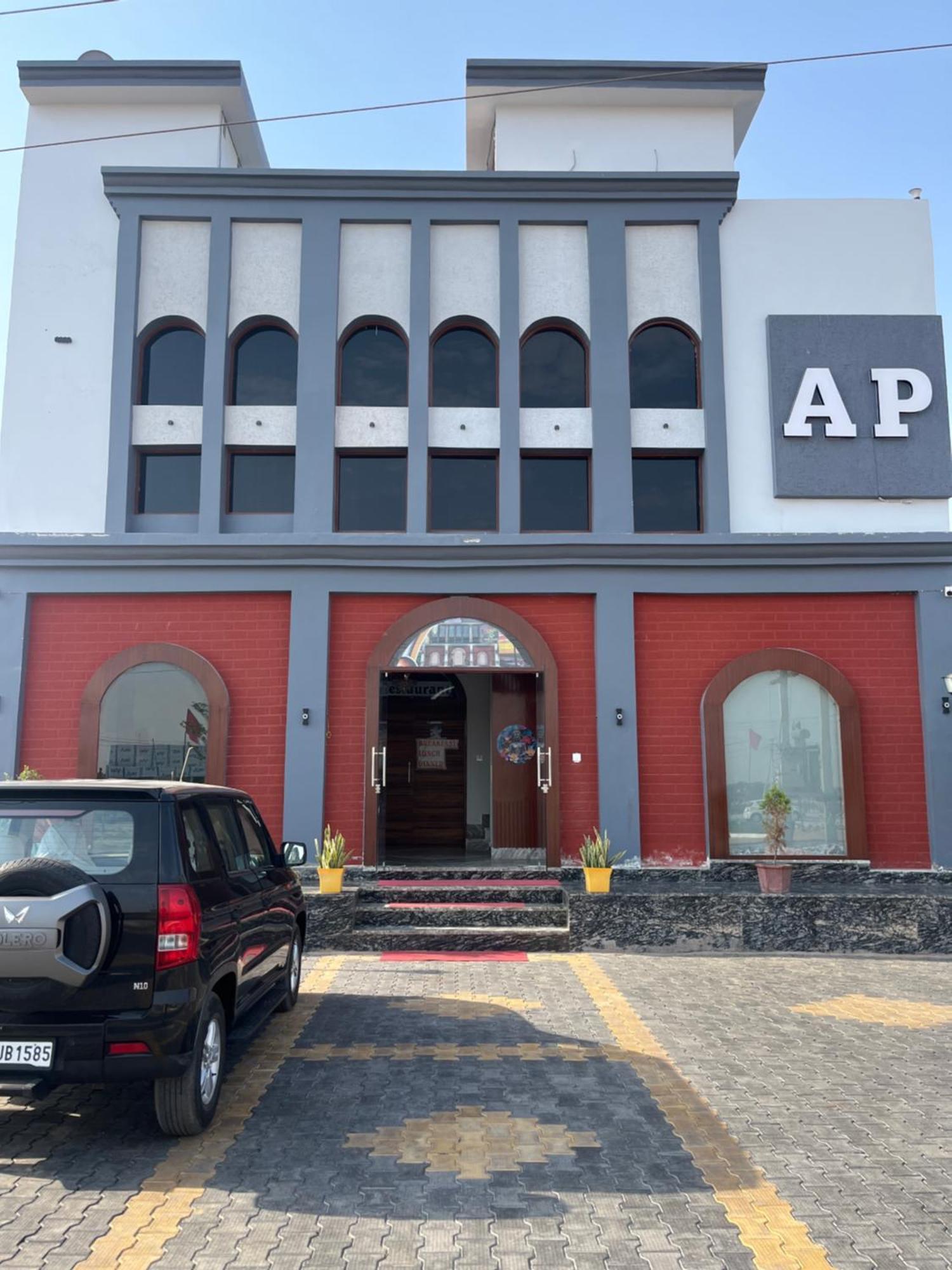 Hotel Ap Suratgarh Экстерьер фото